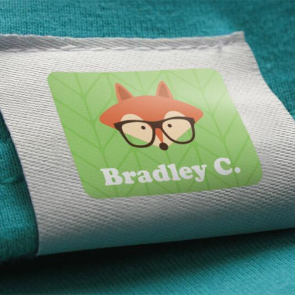 Diferența dintre etichetele de îmbrăcăminte lavabile TK01 și TK05