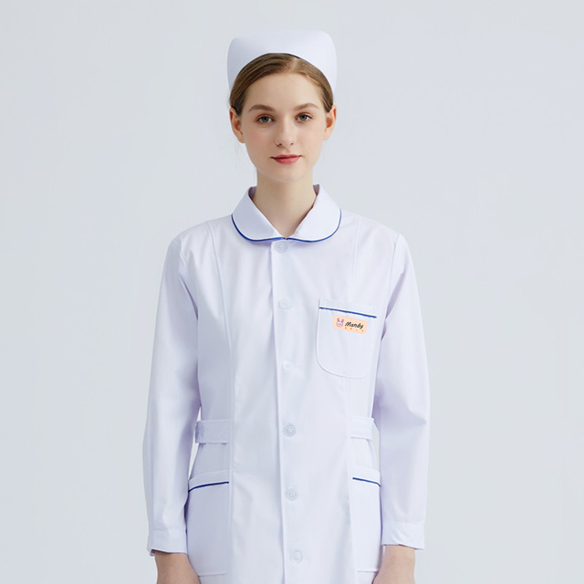 Etichete cu nume uniforme