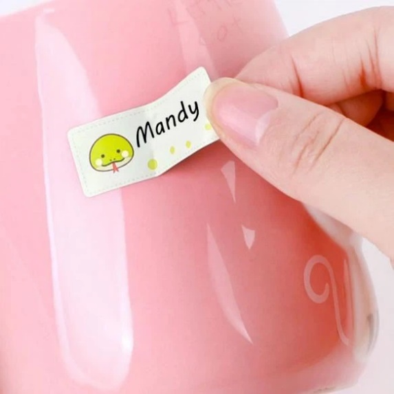 O soluție convenabilă pentru etichetele de nume fără fier